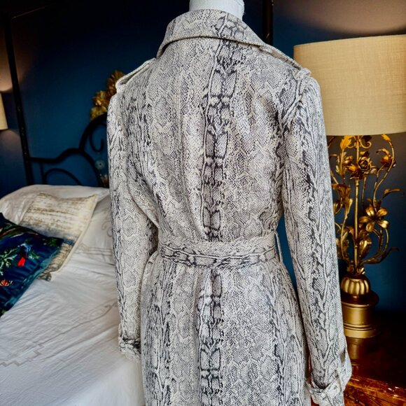 Avec Les Filles Snake Print Heavy Double Breasted Trench Coat NWOT - Picture 8 of 16